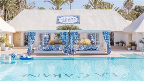 Diese 11 Beach Clubs erhalten im Sommer 2024 ein Designer-Upgrade