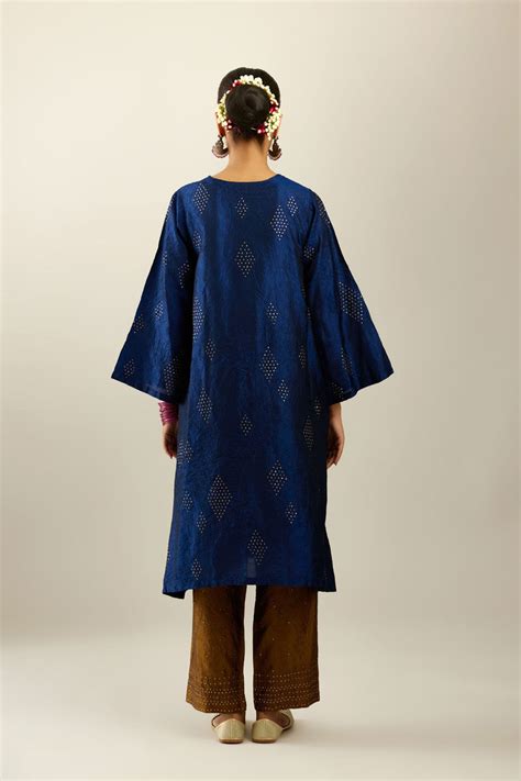 Navy blue silk hand crushed easy fit straight hem kurta, highlighted w ...
