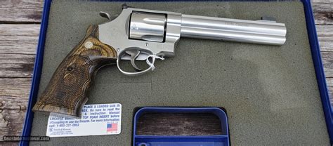 Smith & Wesson Model 629 Classic .44 Magnum, .44 S&W Special 163638