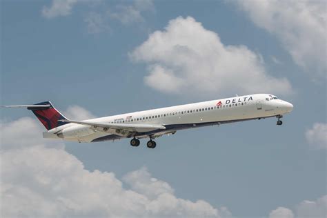 Delta McDonnell Douglas MD 80 Air Lines, Delta Airlines, Douglas ...