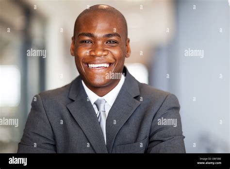 Smiling African American Businessman 的图像结果