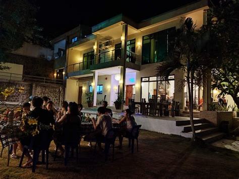 ACUA LUNA RESORT - Hotel Reviews & Photos (Mabini) - Tripadvisor