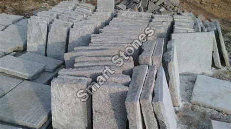 Sawn Cut Stones Manufacturer, Supplier from Bangalore
