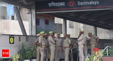 Uttar Pradesh cops to get NYPD-like modern policing tools | Lucknow ...