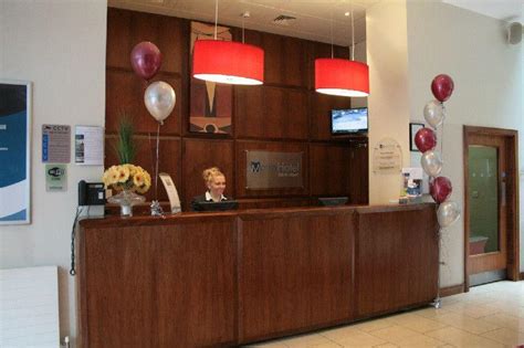 Metro Hotel Dublin Airport Office Photos