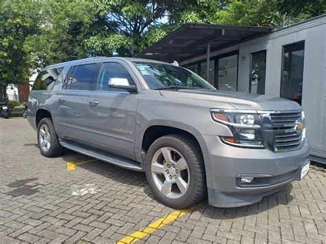 CHEVROLET SUBURBAN - Auto Premium