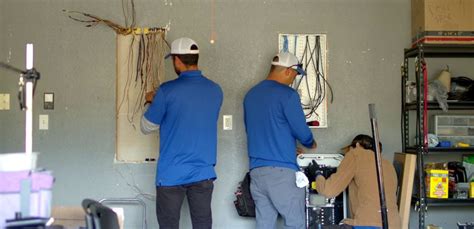 How to Install Solar Battery Backup 的图像结果