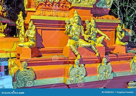 The Sculptures of Seetha and Rama Stock Image - Image of kovil, deity ...