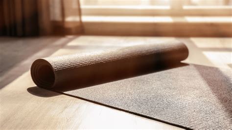 Best Treadmill Mats for Hardwood Floor - Healthy Dad Project