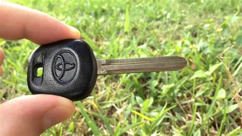 How to Program a Toyota Key 的图像结果