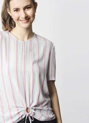 Shop Latest & Trending Women's Clothing | Pepe Jeans India