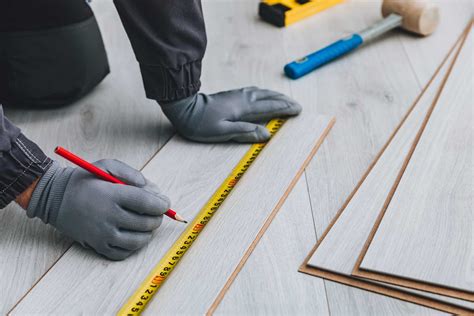 Why You Need To Hire Flooring Installers | 2 Day Flooring