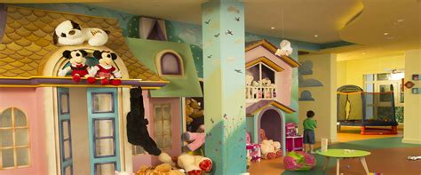 The Palms Town & Country Club