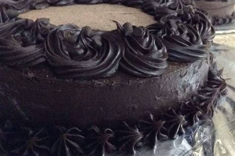 The 10 Best Wedding Cakes Shops in Andheri West - Weddingwire.in