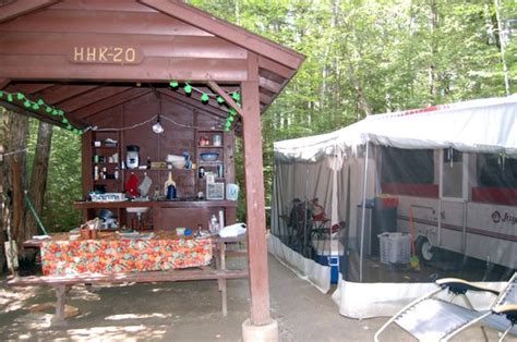 PAPOOSE POND FAMILY CAMPGROUND & CABINS (Waterford) - Campground ...