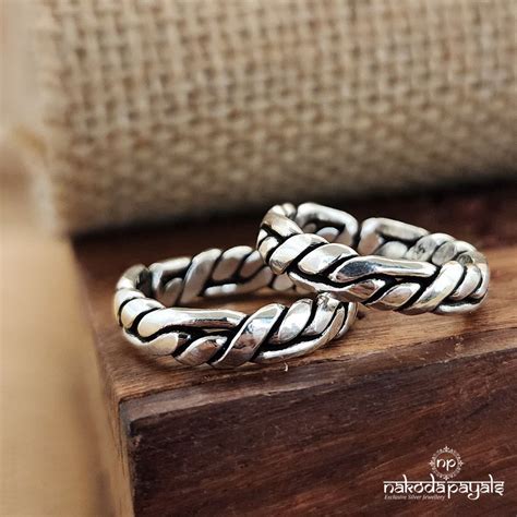 Zigzag ToeBands (T4187) – Nakoda Payals