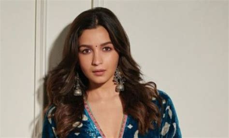 'I Love When People Think I'm Dumb'; Alia Bhatt Gives Befitting Reply ...