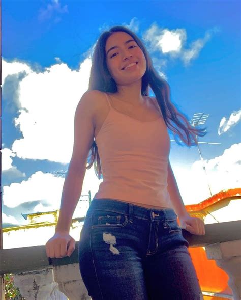 gorgeous selfie ~ : r/latinas_irl