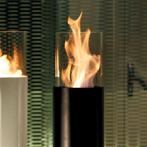 Outdoor freestanding bioethanol fireplace made of steel Dean