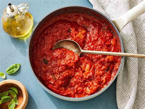 Easy Authentic Pomodoro Sauce: Nonna's Classic Italian Tomato Recipe ...