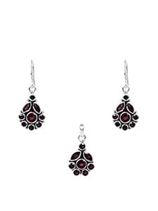 Silverwala 925 Sterling Silver Garnet Locket Set : Silverwala: Amazon ...