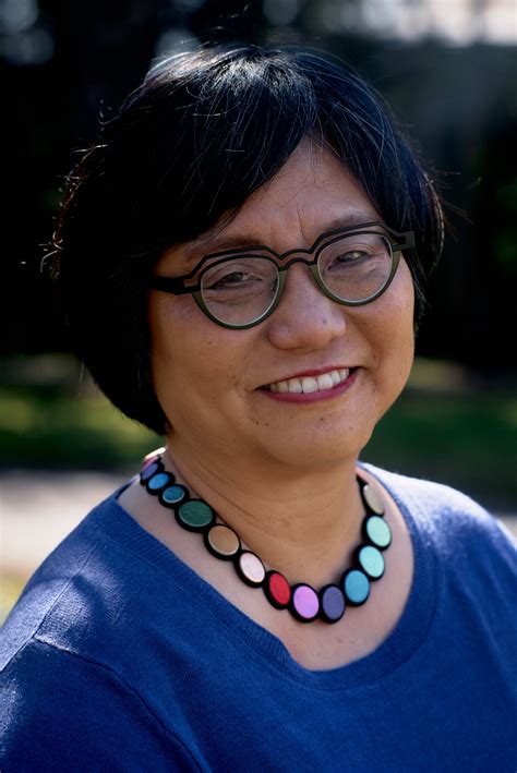 Biography not used – Linda Sue Park