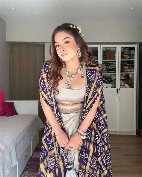 BE 292 DESIGNER FANCY INDO WESTERN STYLE DRESS BEST PARTY WEAR ...
