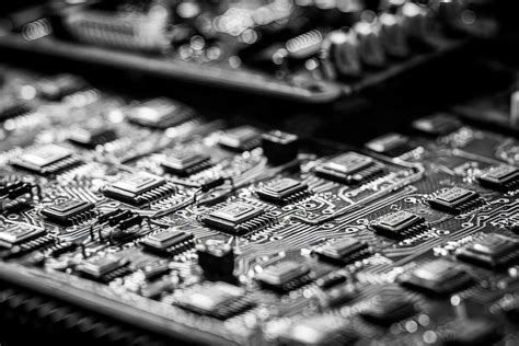 Old Technology Black White 的图像结果