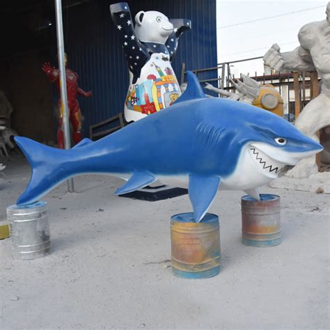玻璃钢鲨鱼雕塑，海洋动物雕塑