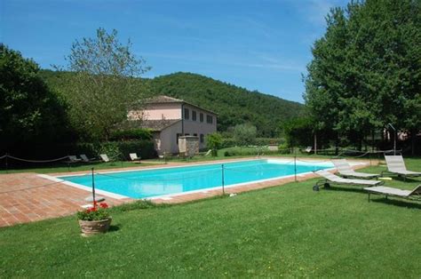 AGRITURISMO IL CORNIOLO (Corciano, Italy - Province of Perugia ...