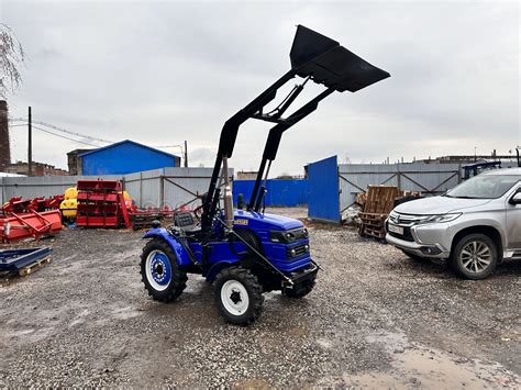 Минитрактор Русич Т-30 ВОМ 4x4 с фронтальным погрузчиком: цена, купить ...