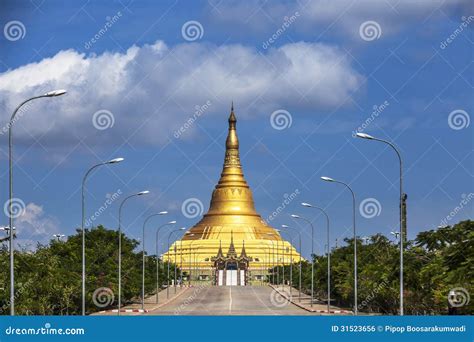 Uppatasanti Pagoda in Naypyidaw City (Nay Pyi Taw), Capital City of ...