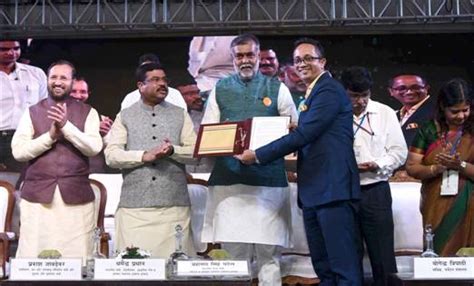 Press Release: Press Information Bureau