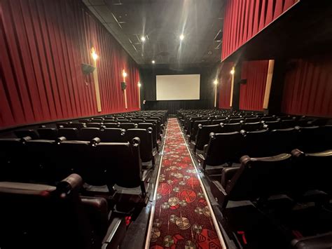 COBBLE HILL CINEMAS > GREMLINS > 18/7/2025 > 6:25 PM (111) > SELECT SEATS