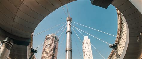 SIGNI One Anamorphic Lens — SKYVIK