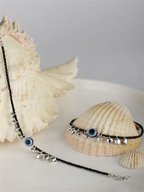 Black Beads Ghungroo Silver Plated Traditional Anklet – Priyaasi