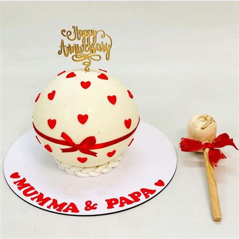 Bigwishbox White Pinata Cake 1 Kg Sphere Shape | Black Forest Cake ...