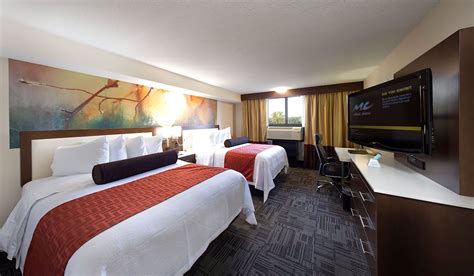 Holiday Inn Brookfield - Milwaukee | mghotelteam.com