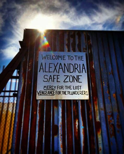 Explore the Safe Zone of Alexandria in The Walking Dead