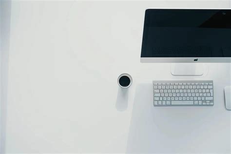 High-Tech Desktop 的图像结果