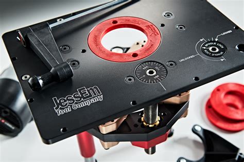 Router Table Plug 的图像结果