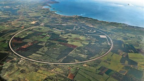 50 Jahre auf der Überholspur: Das Nardò Technical Center feiert ein ...