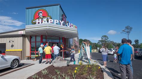 Happy Joe’s Pizza & Ice Cream finally opens in Navarre