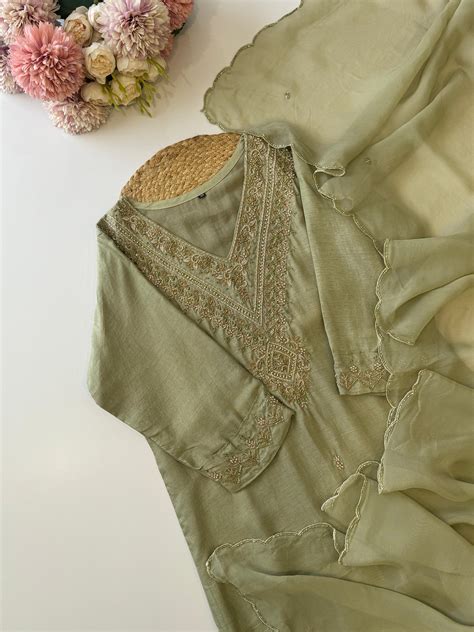 Premium Embroidered Pista Green Kurti Set – Pehnava Lawns