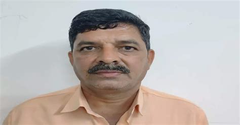 Dhule Acb Department Caught Red Handed Corrupt Police Officer While ...