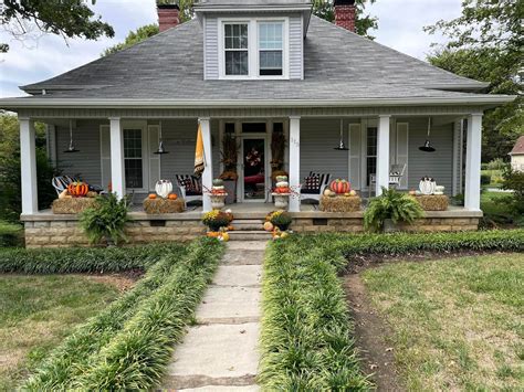 Fall Decorating Services | White House Pumpkin Patch | White House, TN