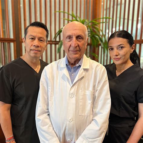 Periodontist | Embarcadero Dentistry | San Francisco, CA