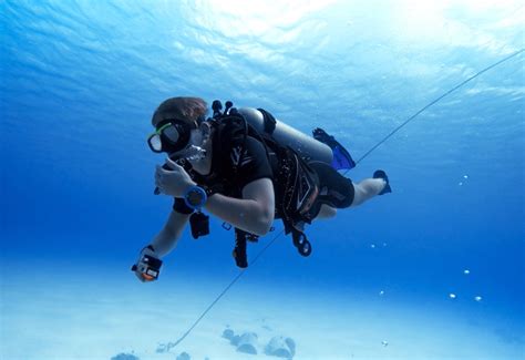 Scuba Diving in Dwarka - Today’s offer Rs.2499 ( 17 % off)