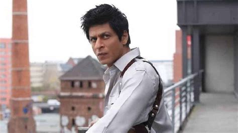 Shah Rukh Khan To Make An Exit From Don 3?; Reports Suggest Makers Are ...