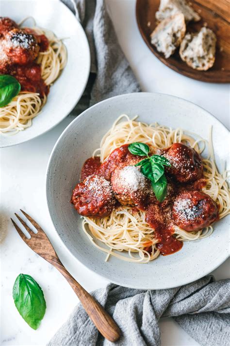 Spaghetti mit veganen Meatballs · Eat this! Vegan Food Blog